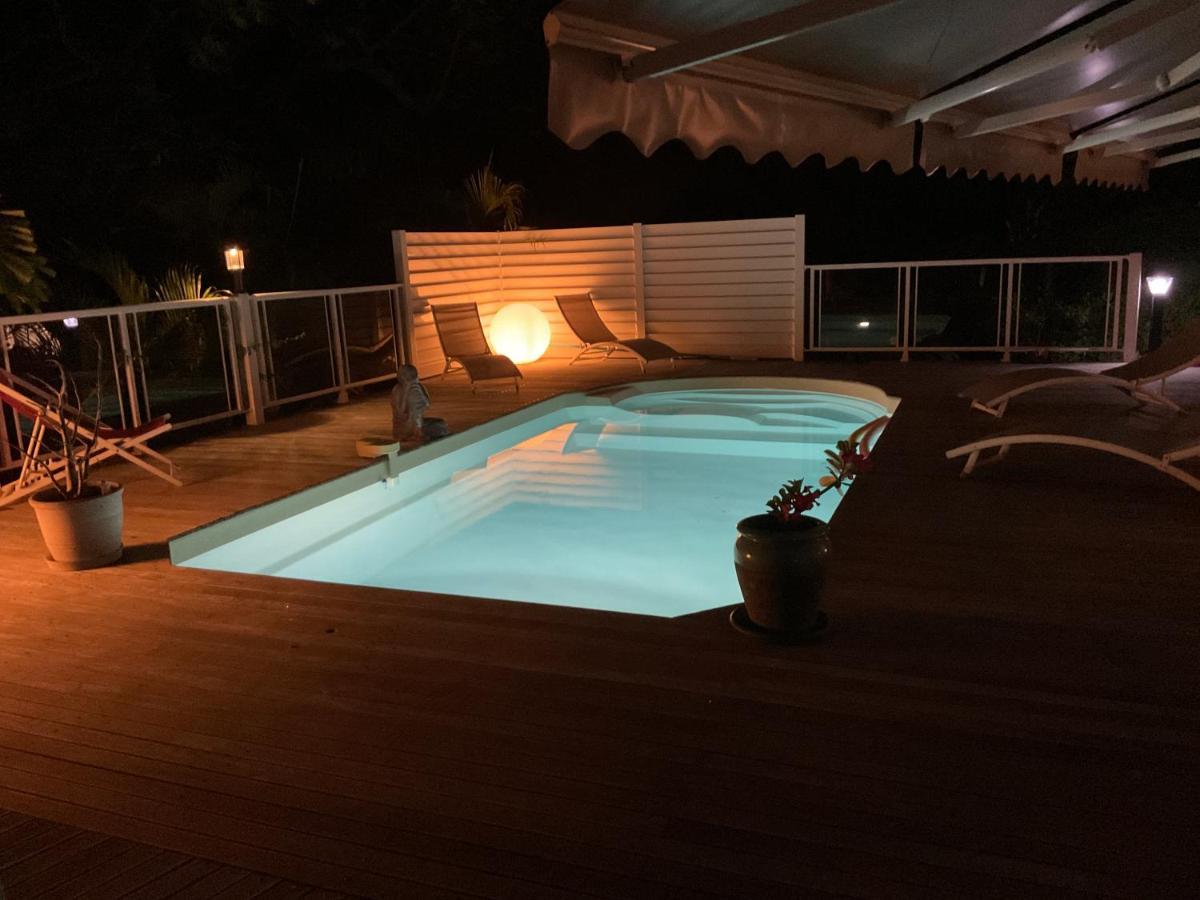 Villa Ste Marthe Avec Piscine, Grande Terrasse, Jardin Intime Et Citerne D'Eau Сен-Франсуа Экстерьер фото